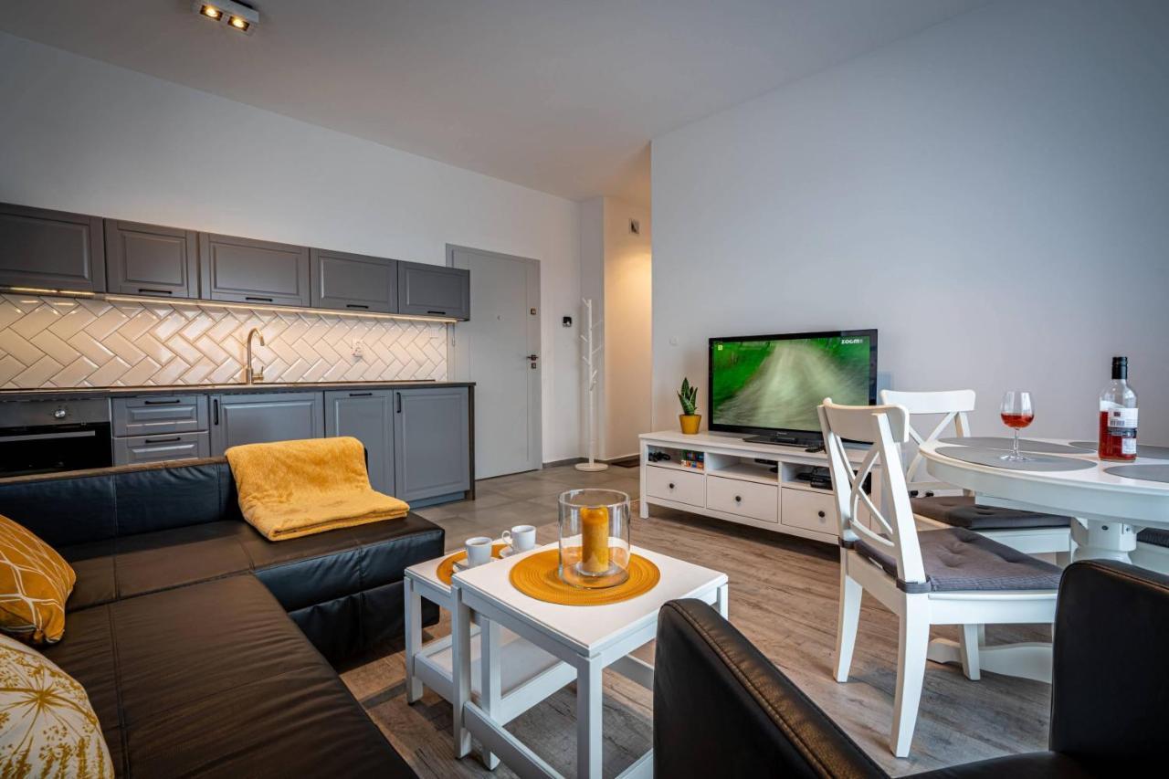 Apartamenty Ustronne Lisciasta Buitenkant foto